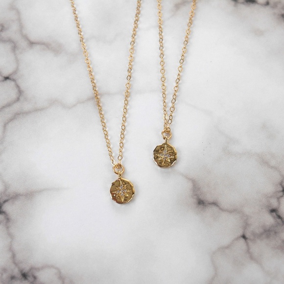 🆕️North Star Necklace - Picture 3 of 7